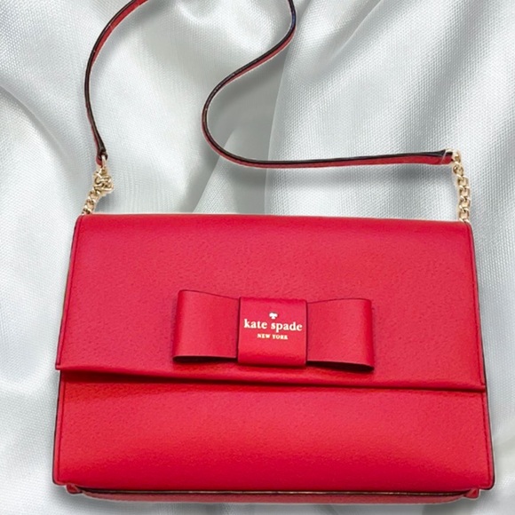 kate spade Handbags - NWT Kate Spade Leather Crossbody Bag